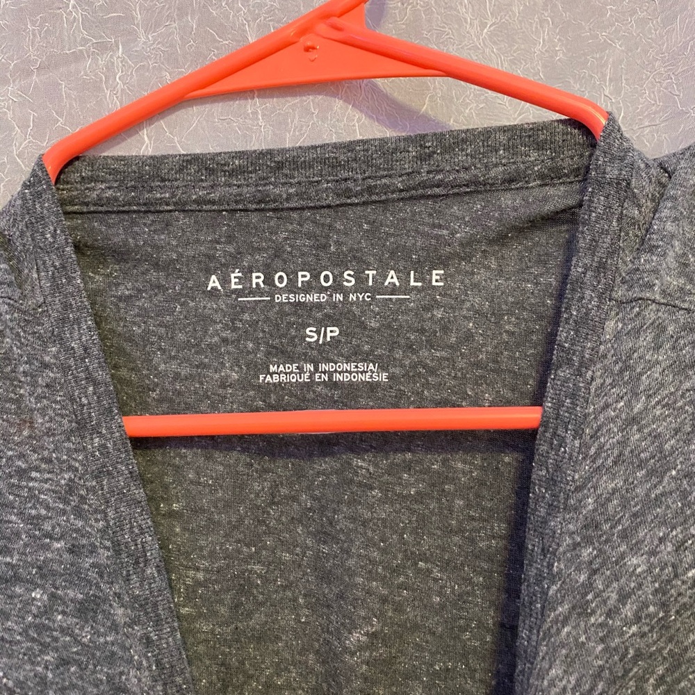 Gray Aeropostale Crop top